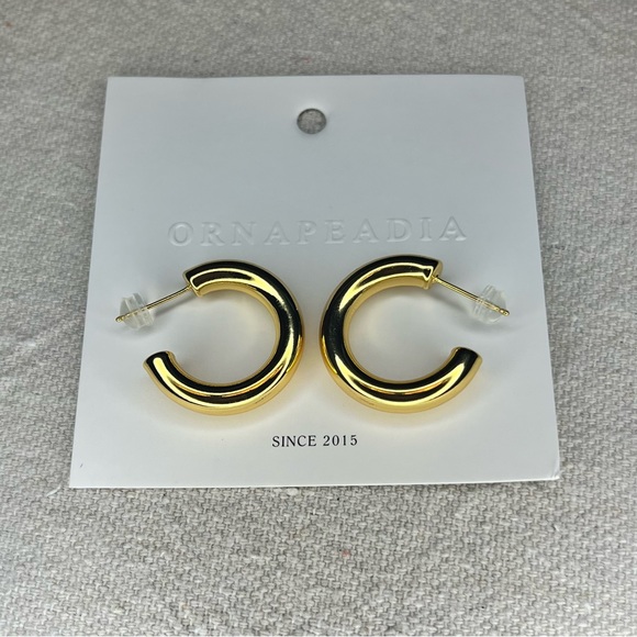 Ornapedia 18K Gold Plated Hoop Earrings - NWT - Picture 3 of 6